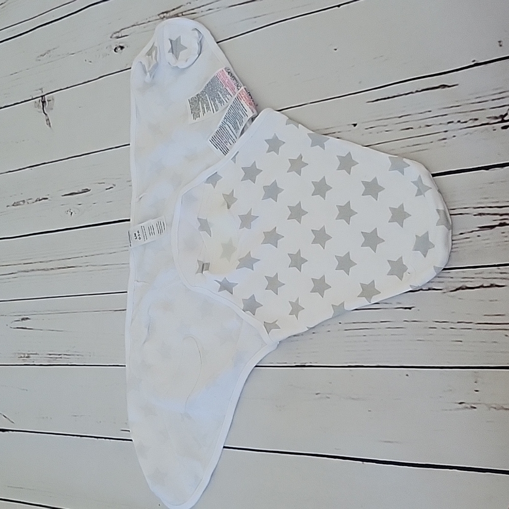 Stars 🌟  Swaddle - Picture 4 of 7